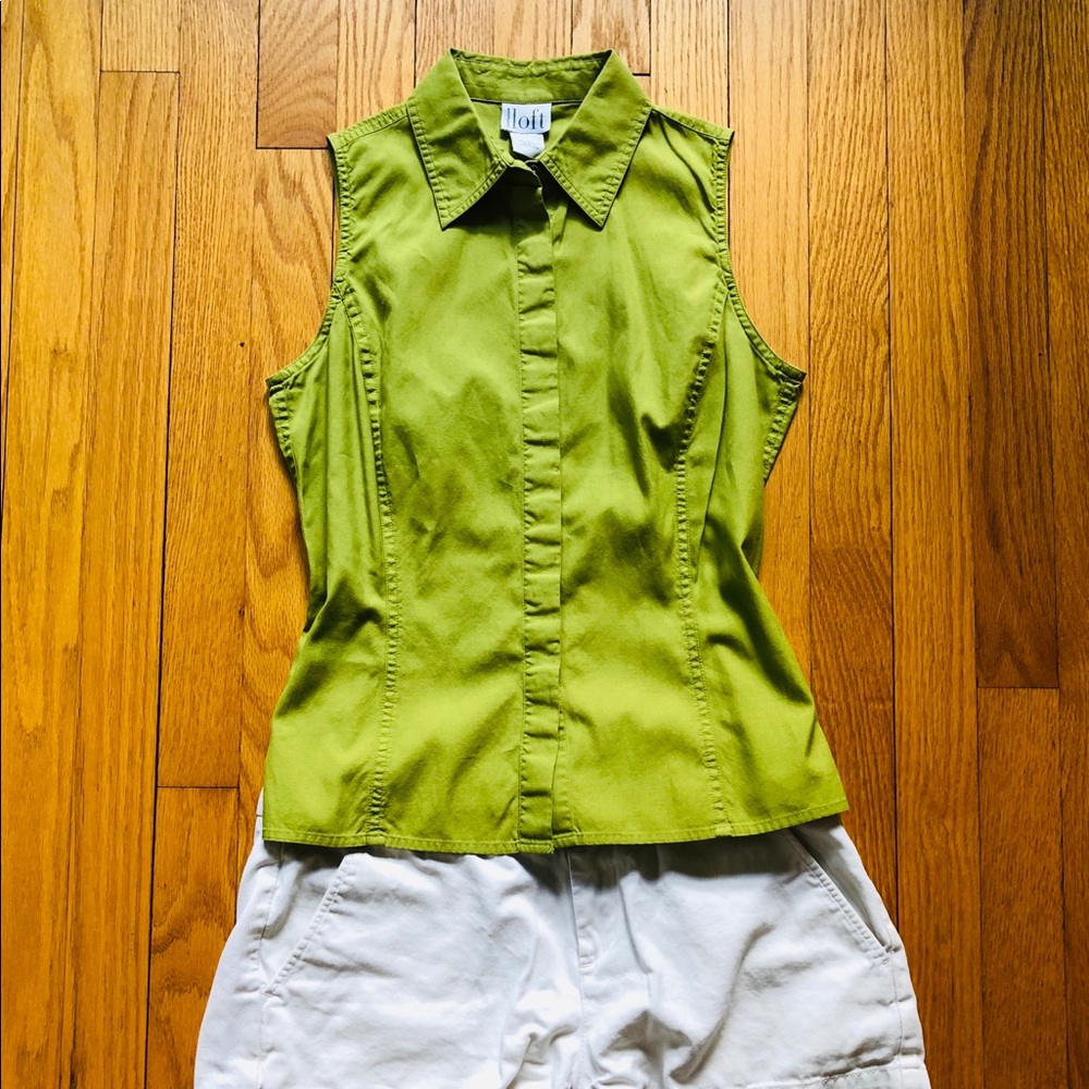 Classic No Sleeve Shirt